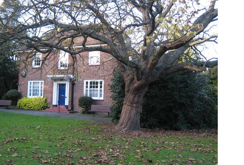 The front elevation of Shadbolt Park House where the surgery is based